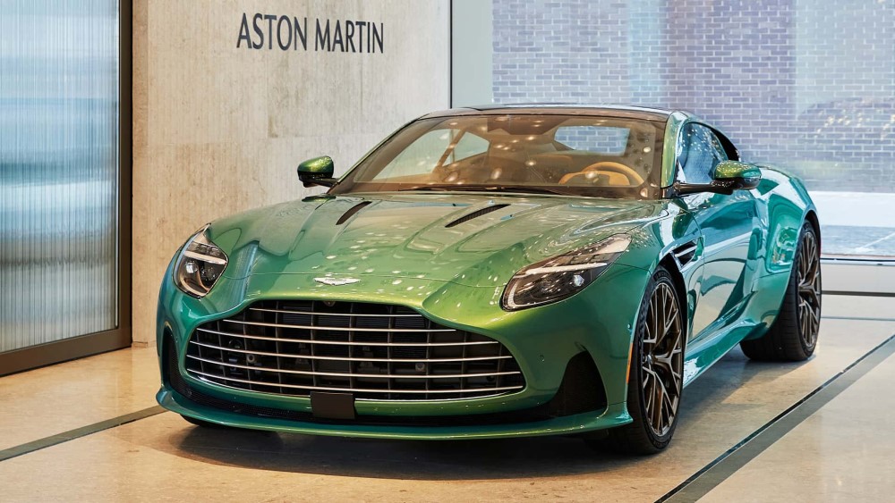 Design distinctiv Aston Martin DB12
